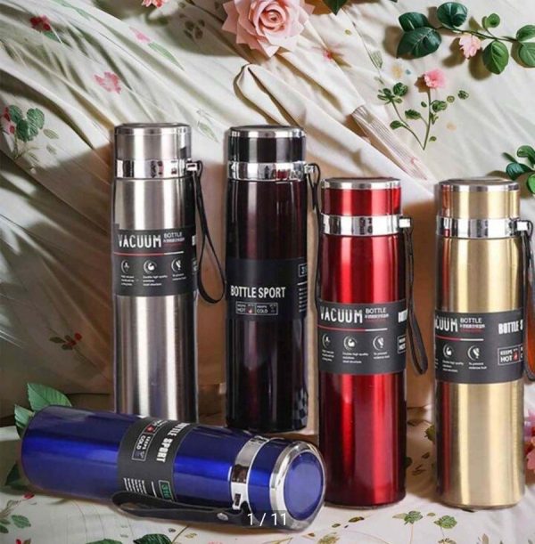 Vacuum Insulated Stainless Steel Sports Bottle with Integrated Carry Strap and Leak-Proof Lid 1000 ML ( RANDOM COLOUR )